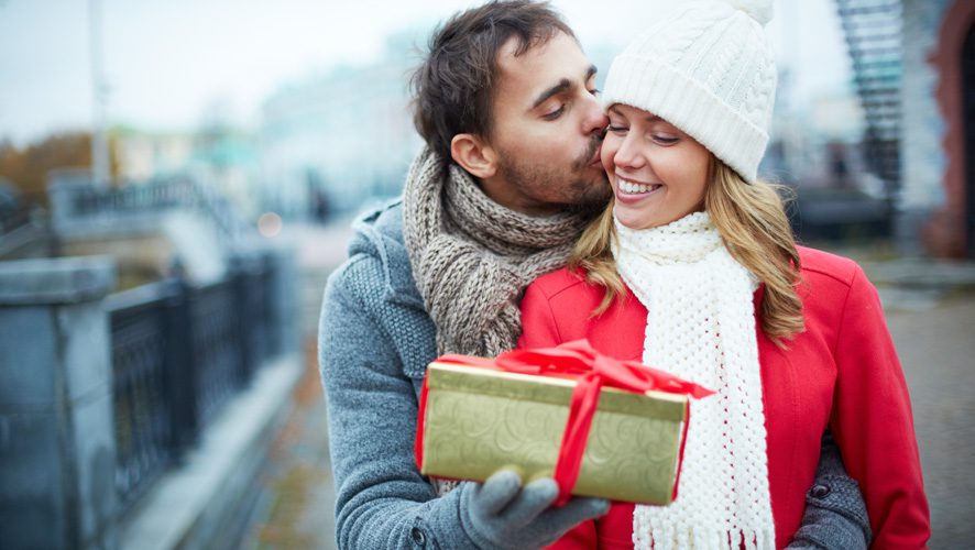 Cosa regalare a San Valentino? Idee regalo romantiche 2017 per lui